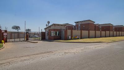 Apartment / Flat For Sale in Esther Park, Kempton Park